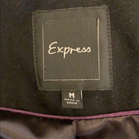Express Cape - Picture 7 of 7